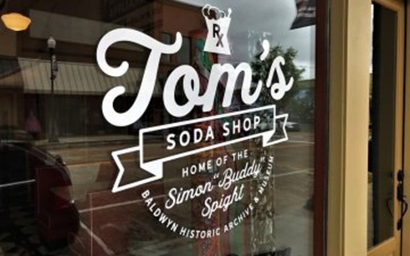 Tom's Soda Shop